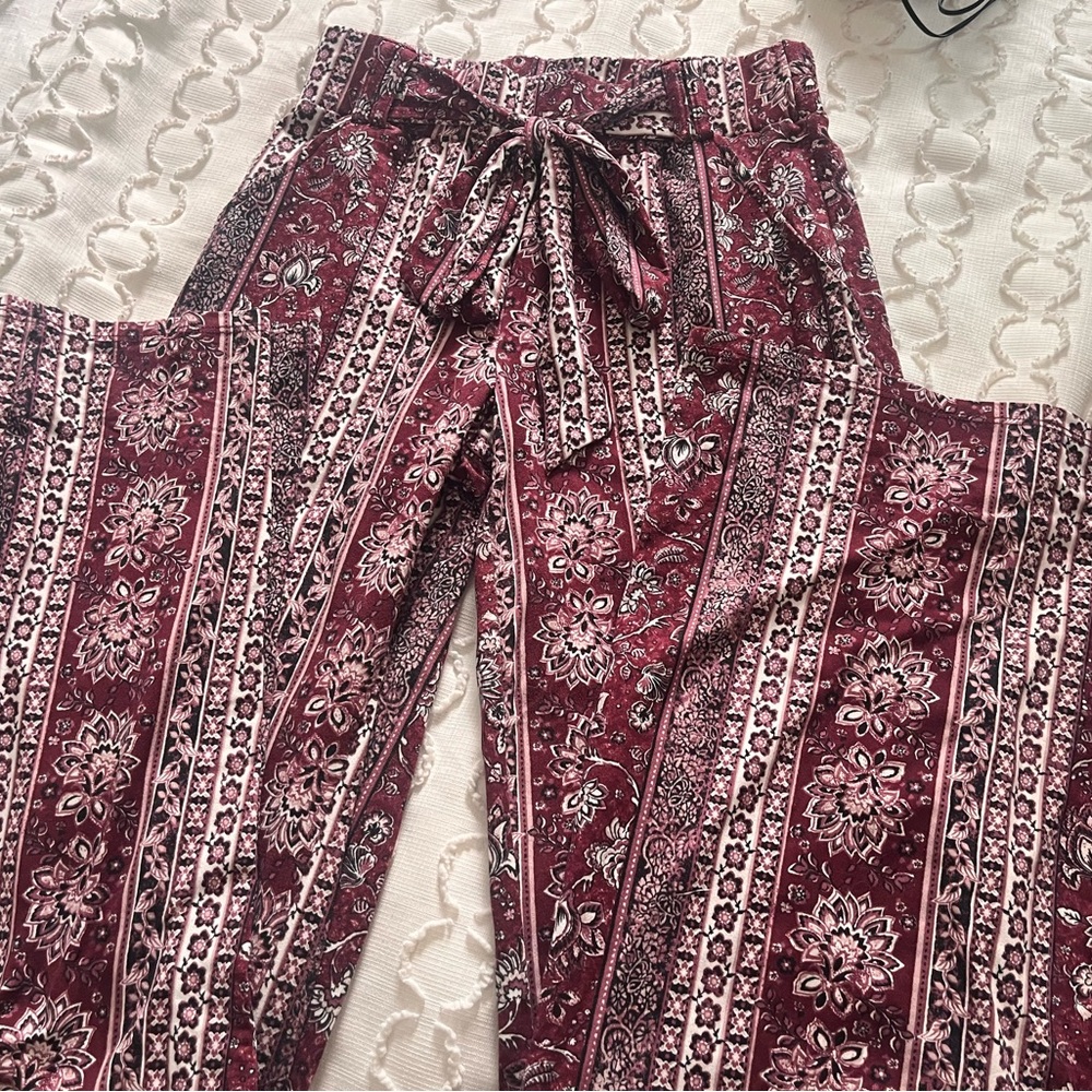 Joe B, comfy flare leggings. Size XS.